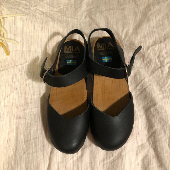 MIA Swedish Clog - Picture 2 of 3